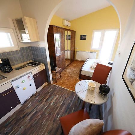 Villa Terracotta Studio 2 スタリグラード エクステリア 写真